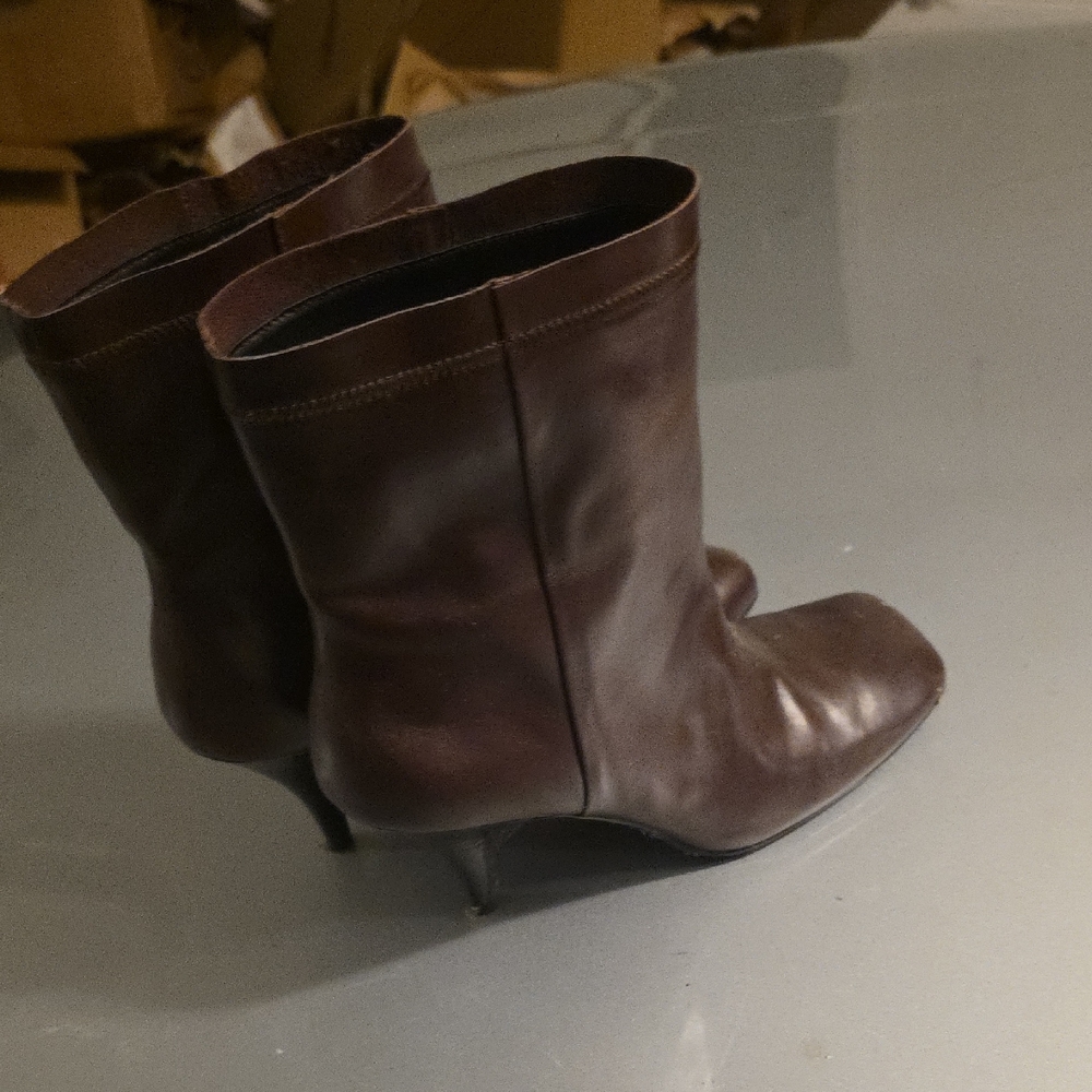 Zara Dark Brown Heeled Boots